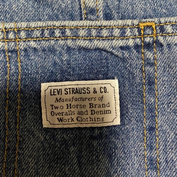 SOLD Levi’s Vintage Denim Shortalls Overalls - Picture 5 of 8